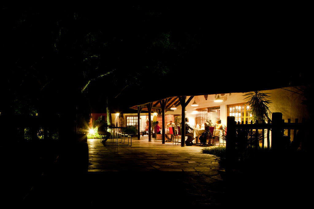 Okahandja Country Hotel Extérieur photo